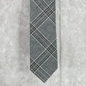 An‎ Original Penguin by Munsingwear Gray Black Stripe Plaid Men's Neck Tie